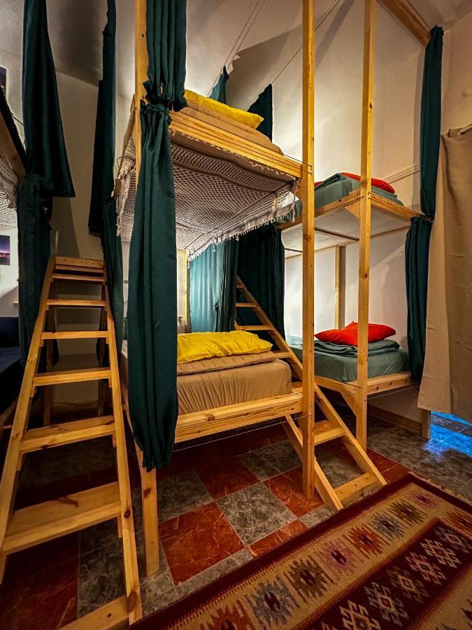 Хостел Mango Haus Акаба Экстерьер фото
