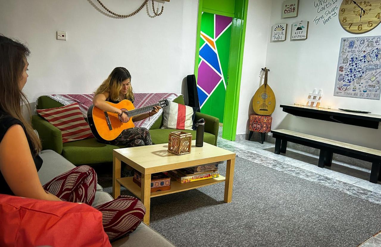 Хостел Mango Haus Акаба Экстерьер фото