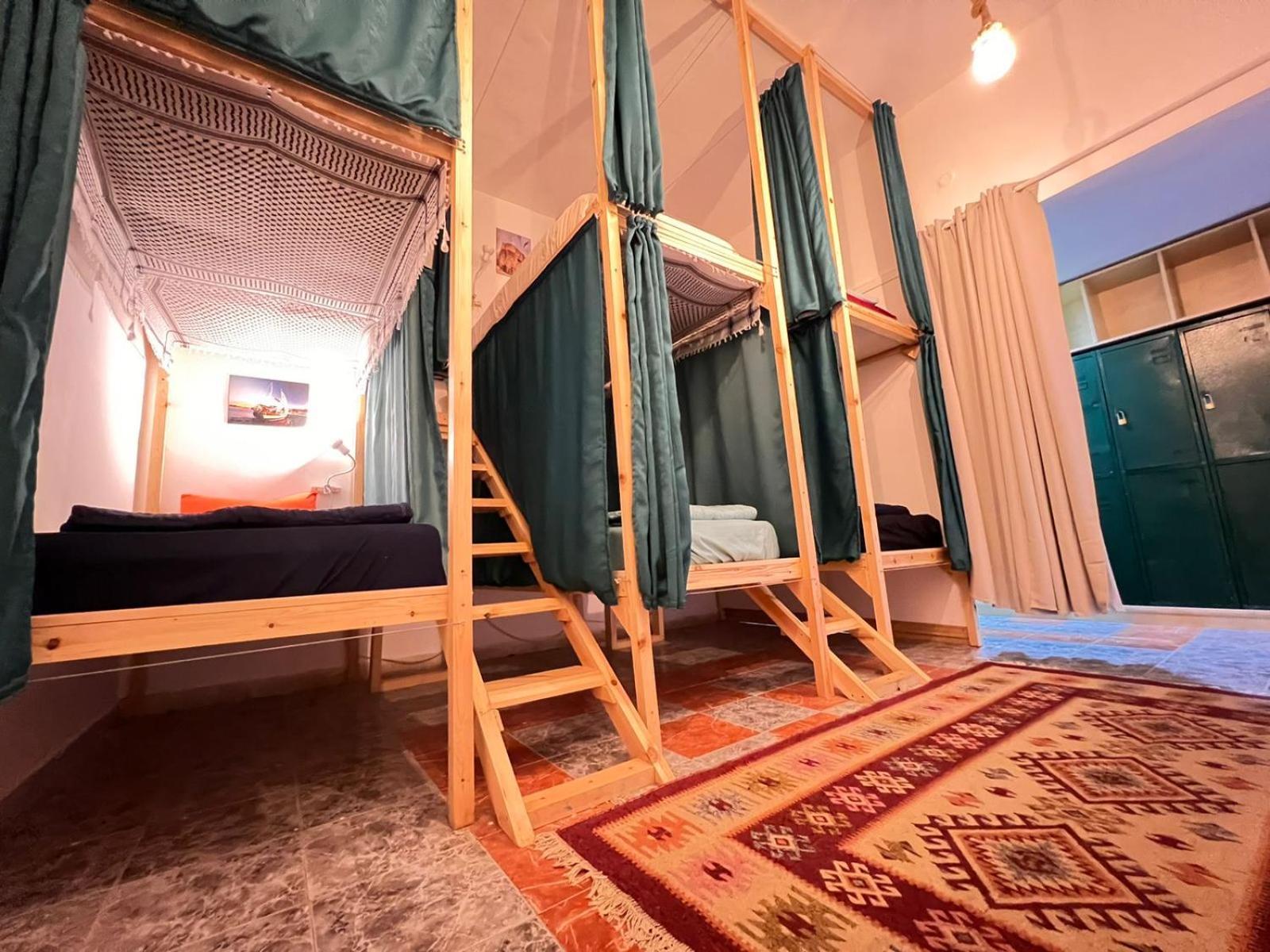 Хостел Mango Haus Акаба Экстерьер фото